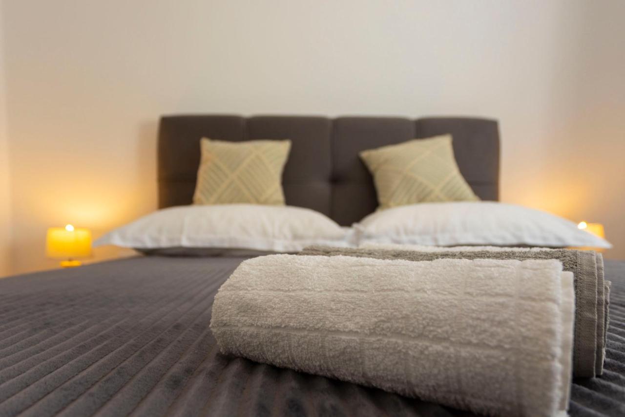Apartment Nora, Old Town Located, Free Parking